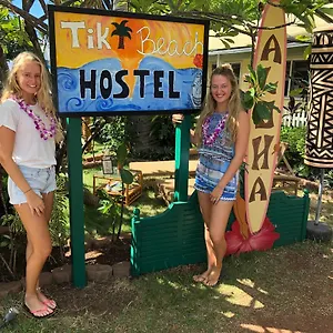 the-tiki-hale-hostel.hotelsinhawaii.org/